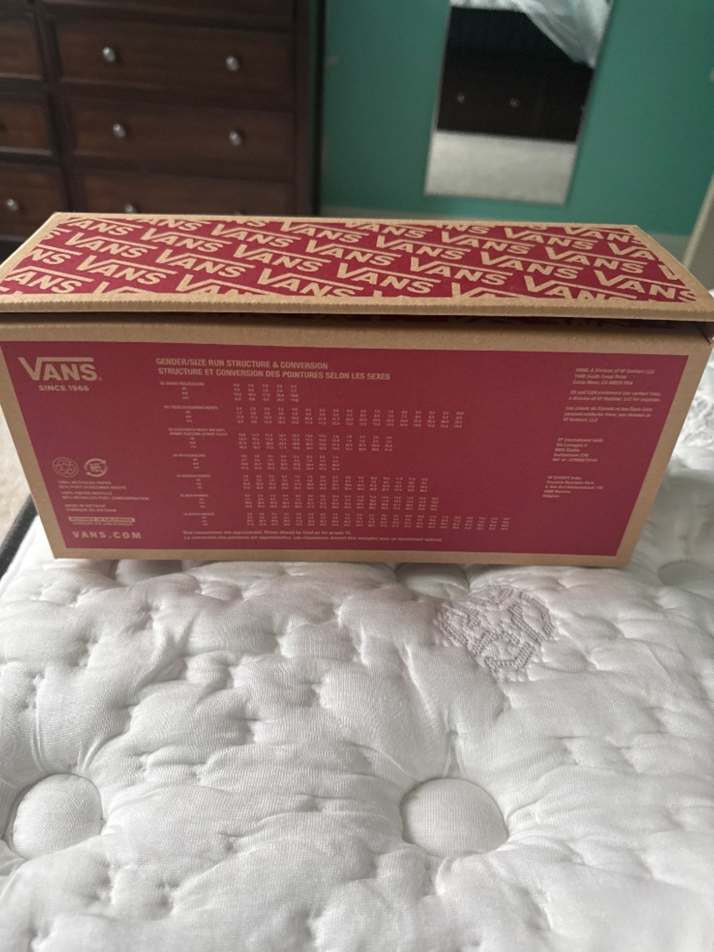 Vans - Picture 3 of 4
